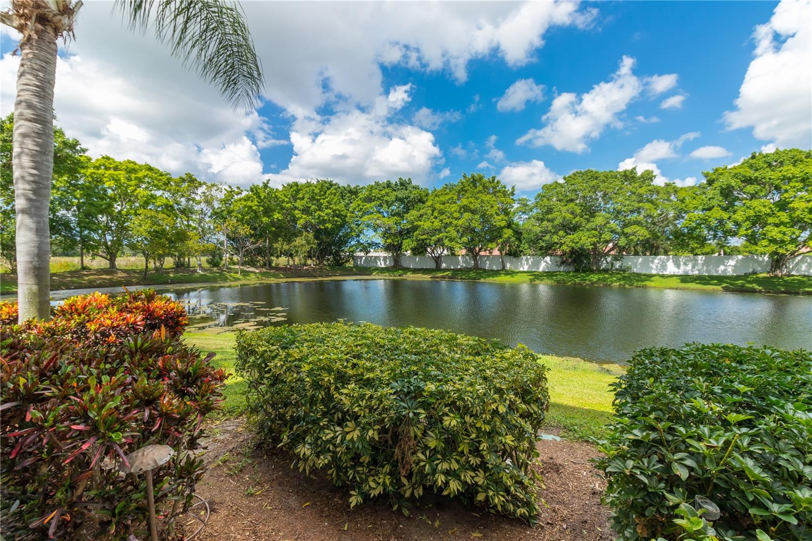 BOLLETTIERI RESORT VILLAS V - Residential Lease