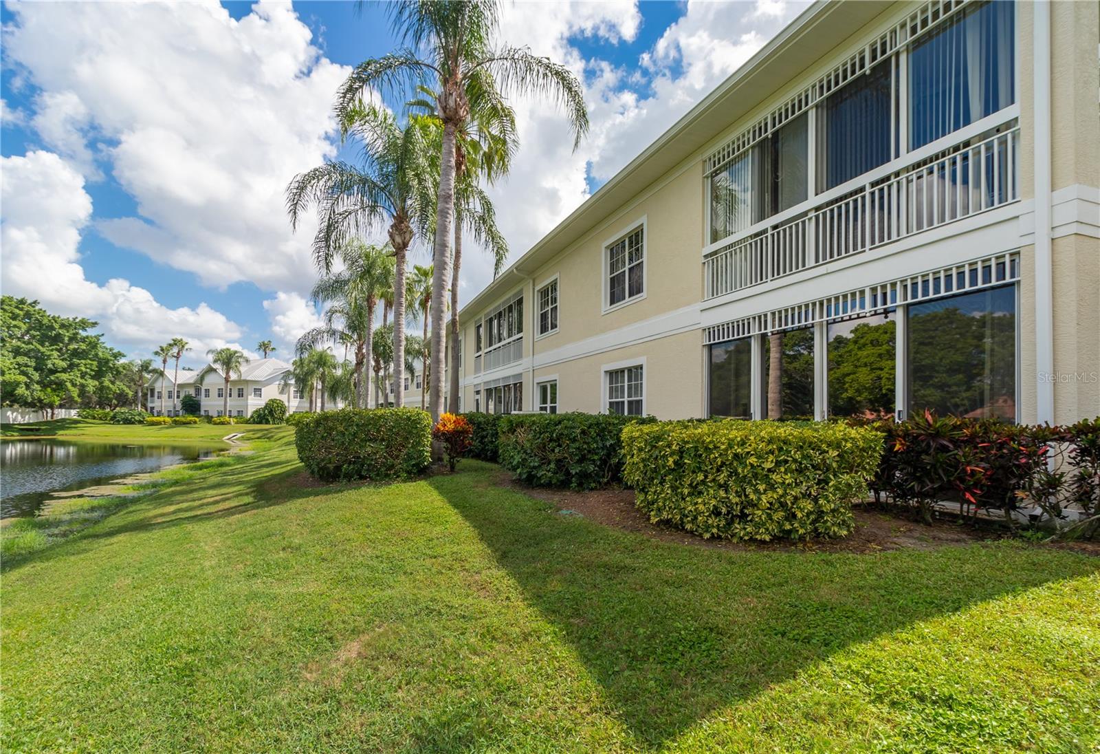 BOLLETTIERI RESORT VILLAS V - Residential Lease