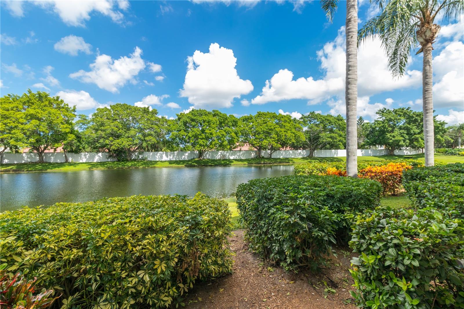 BOLLETTIERI RESORT VILLAS V - Residential Lease