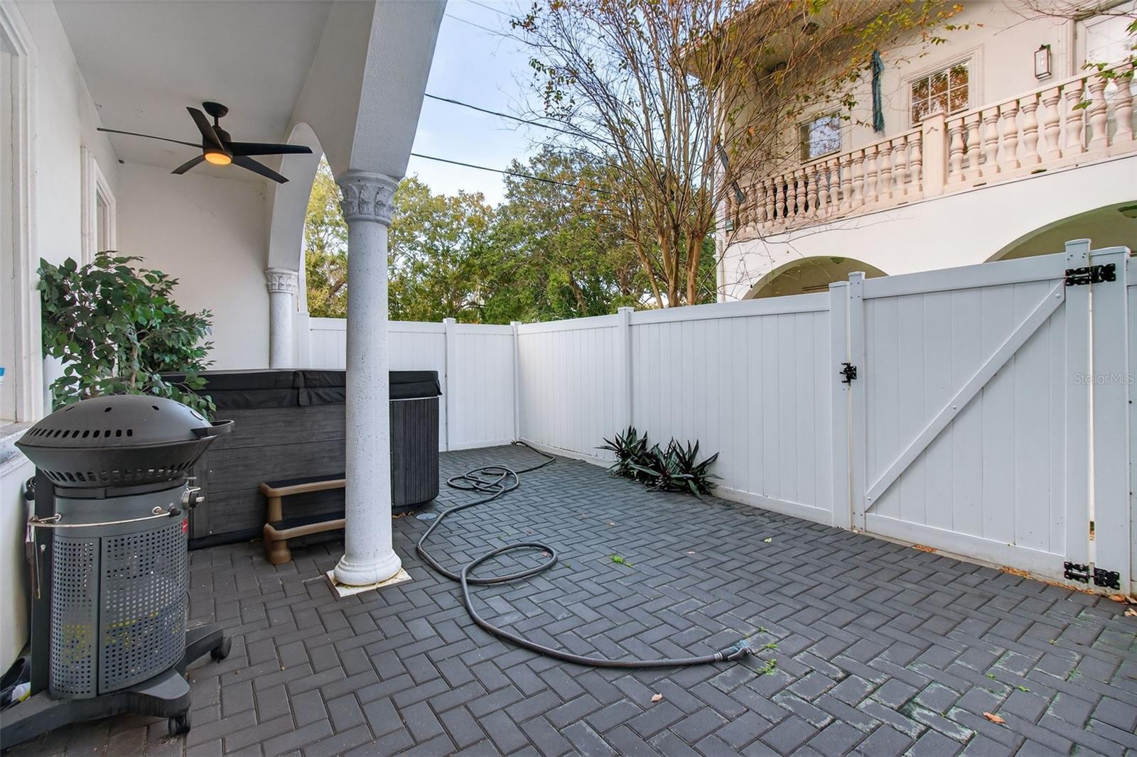 SORENTO ESTATES TWNHMS - Residential