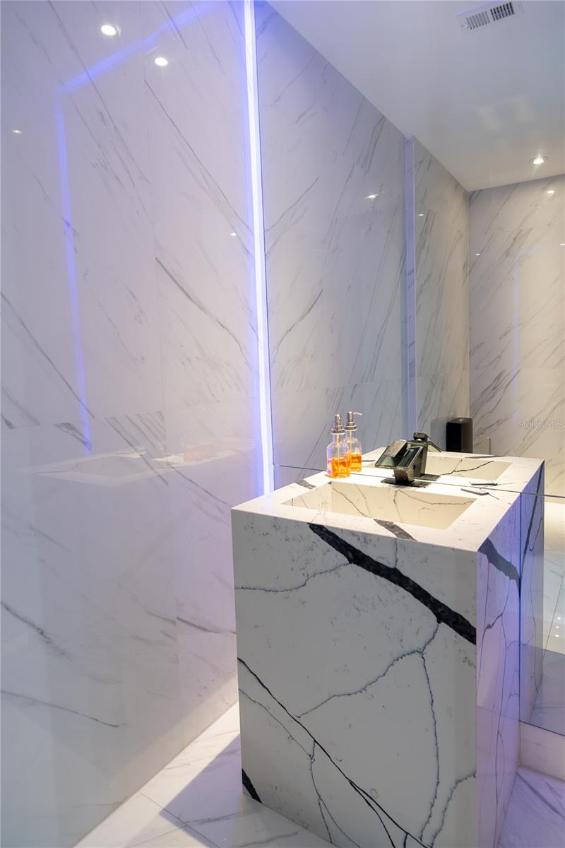 VIZCAYA PH 01 45/29 - Residential