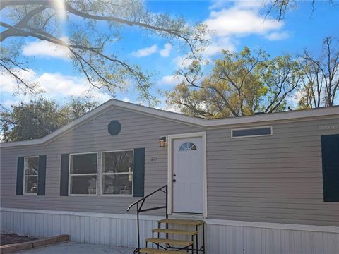 Photo of 205 Kaylor Drive, Auburndale, FL 33823 (MLS # P4938078)