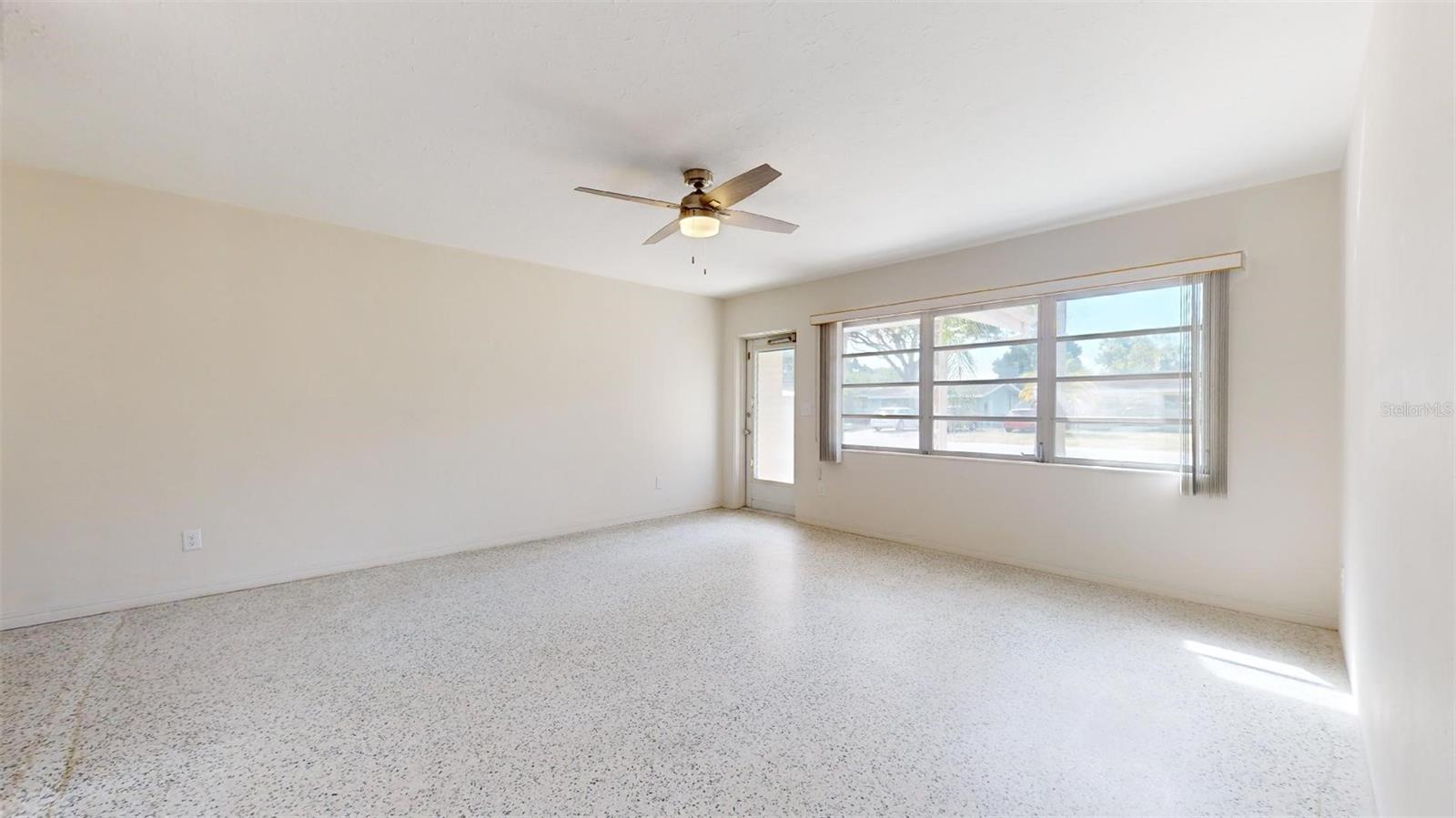 IDLE ACRES - Residential Lease