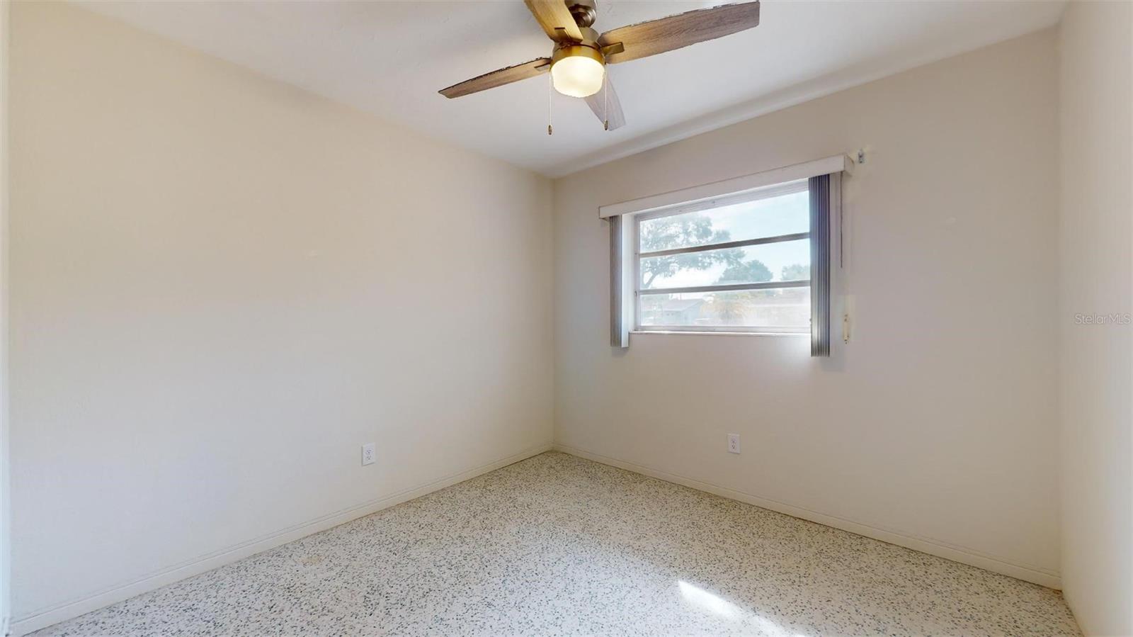 IDLE ACRES - Residential Lease