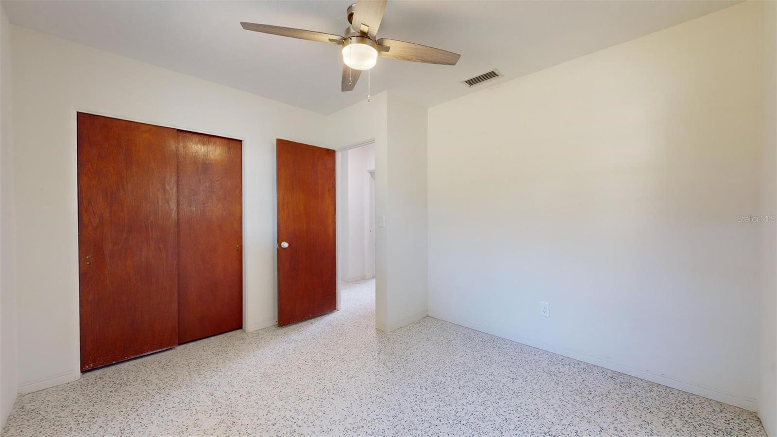 IDLE ACRES - Residential Lease