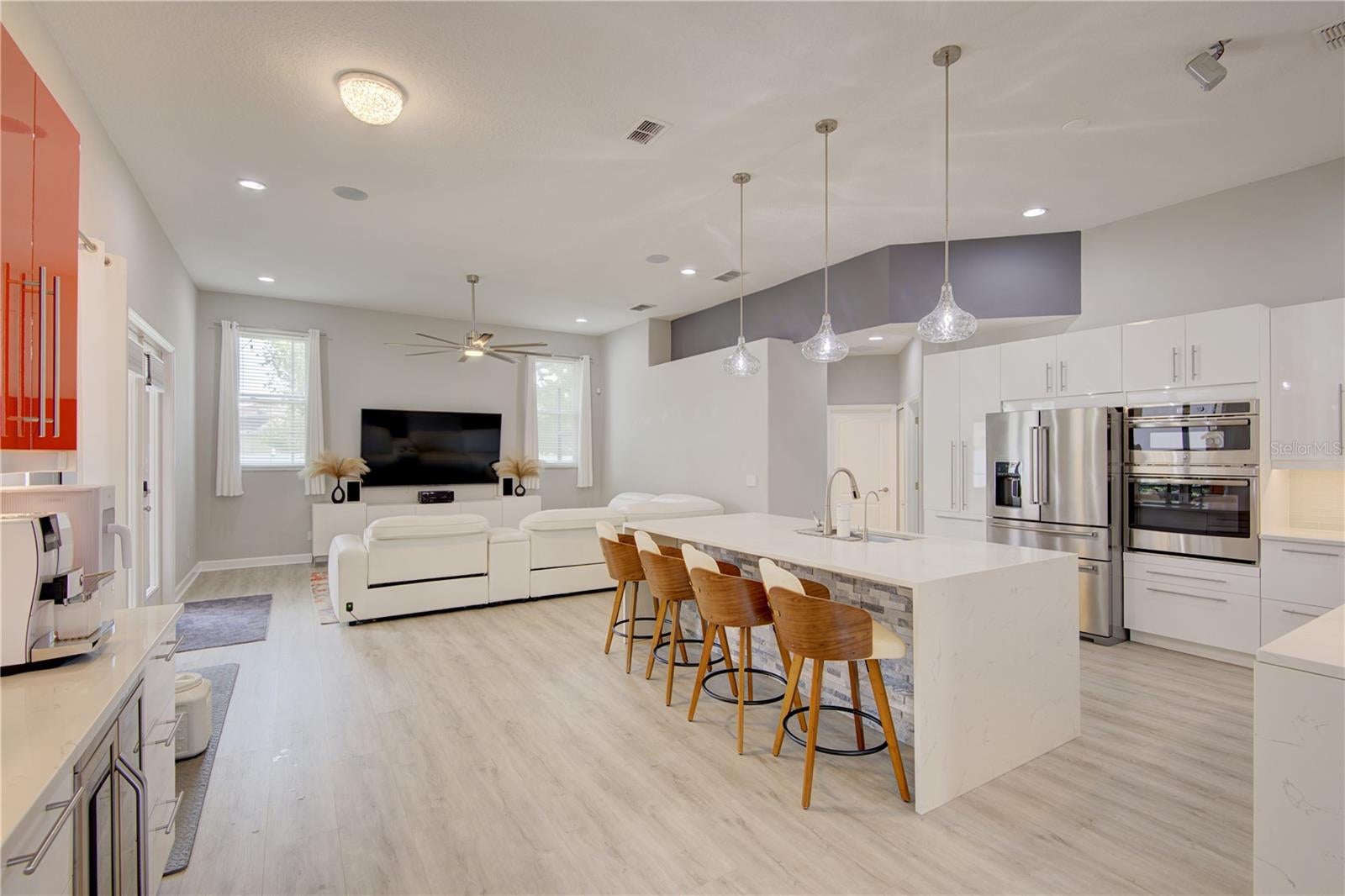 2407 FOLIAGE OAK TERRACE