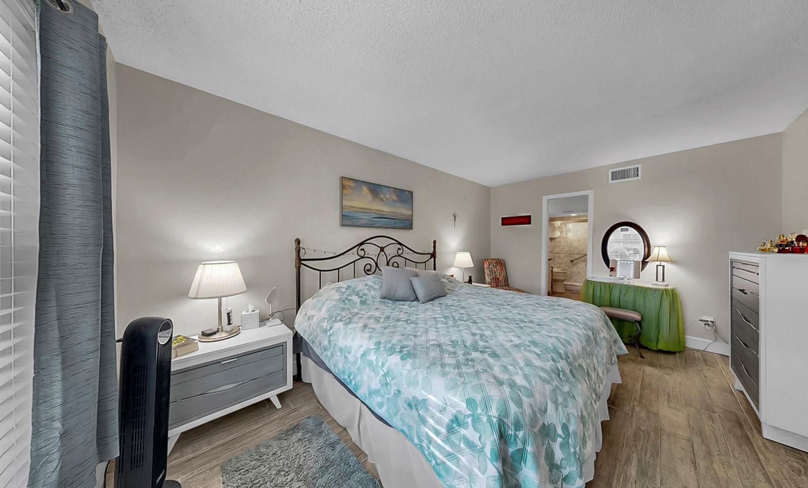 CORDOVA GREENS CONDO - Residential