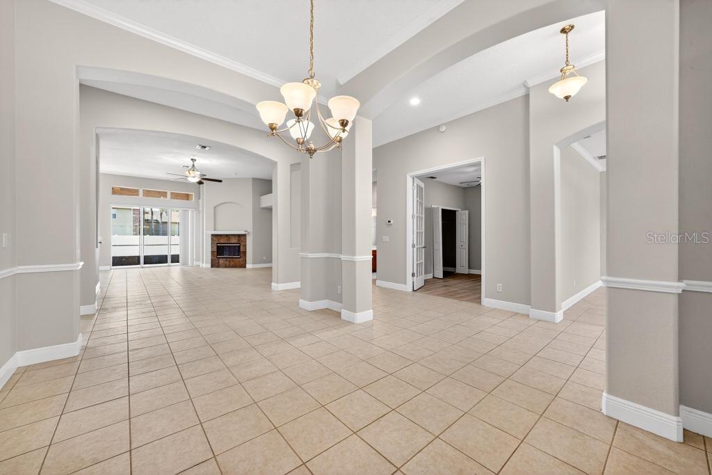 BLUE LAKE ESTATES - Residential