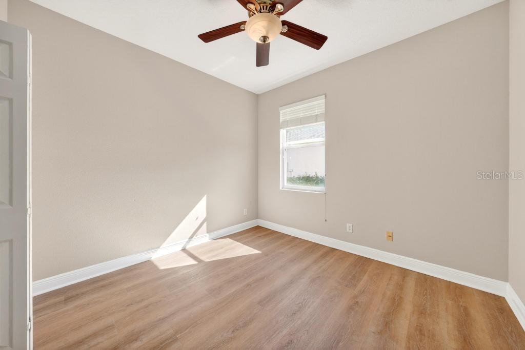 BLUE LAKE ESTATES - Residential