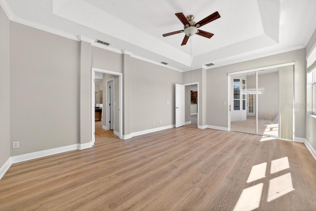 BLUE LAKE ESTATES - Residential