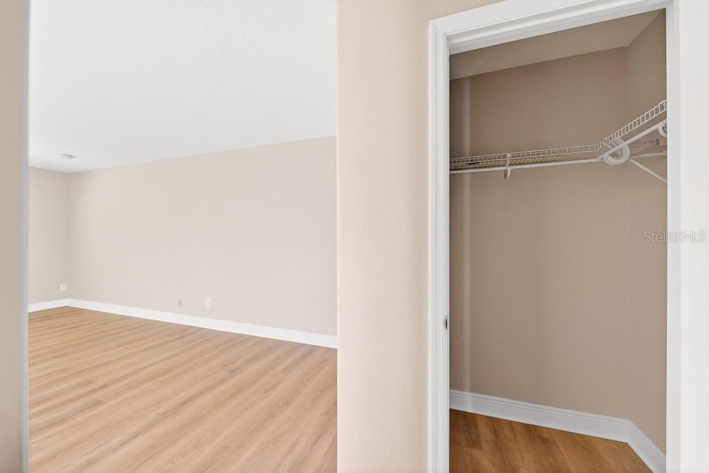 BLUE LAKE ESTATES - Residential