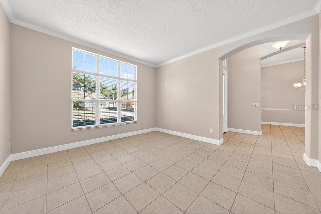 BLUE LAKE ESTATES - Residential