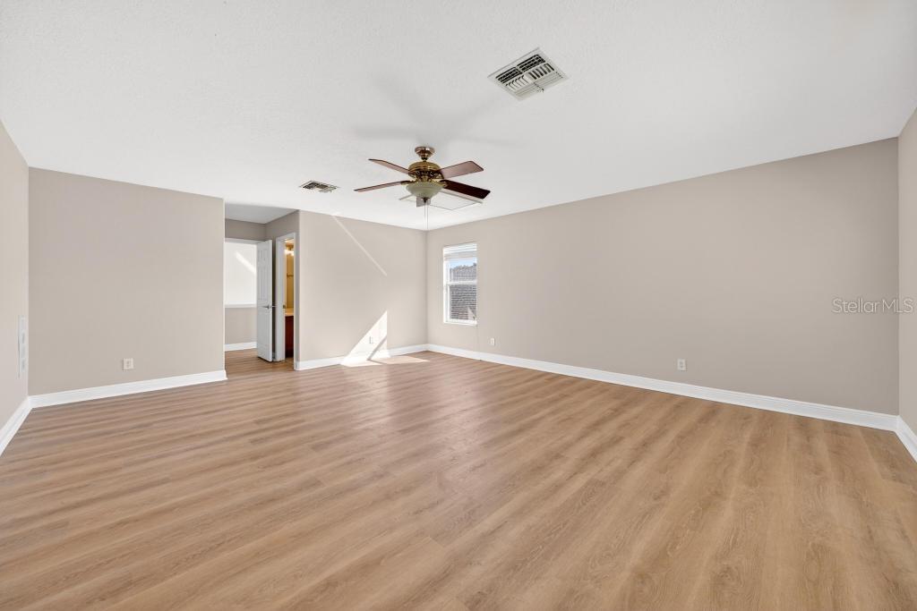 BLUE LAKE ESTATES - Residential