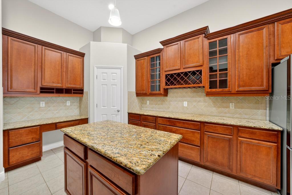 BLUE LAKE ESTATES - Residential