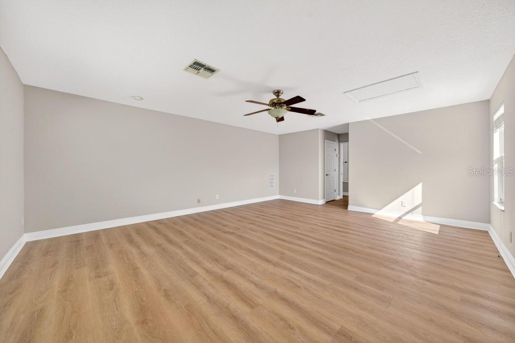 BLUE LAKE ESTATES - Residential