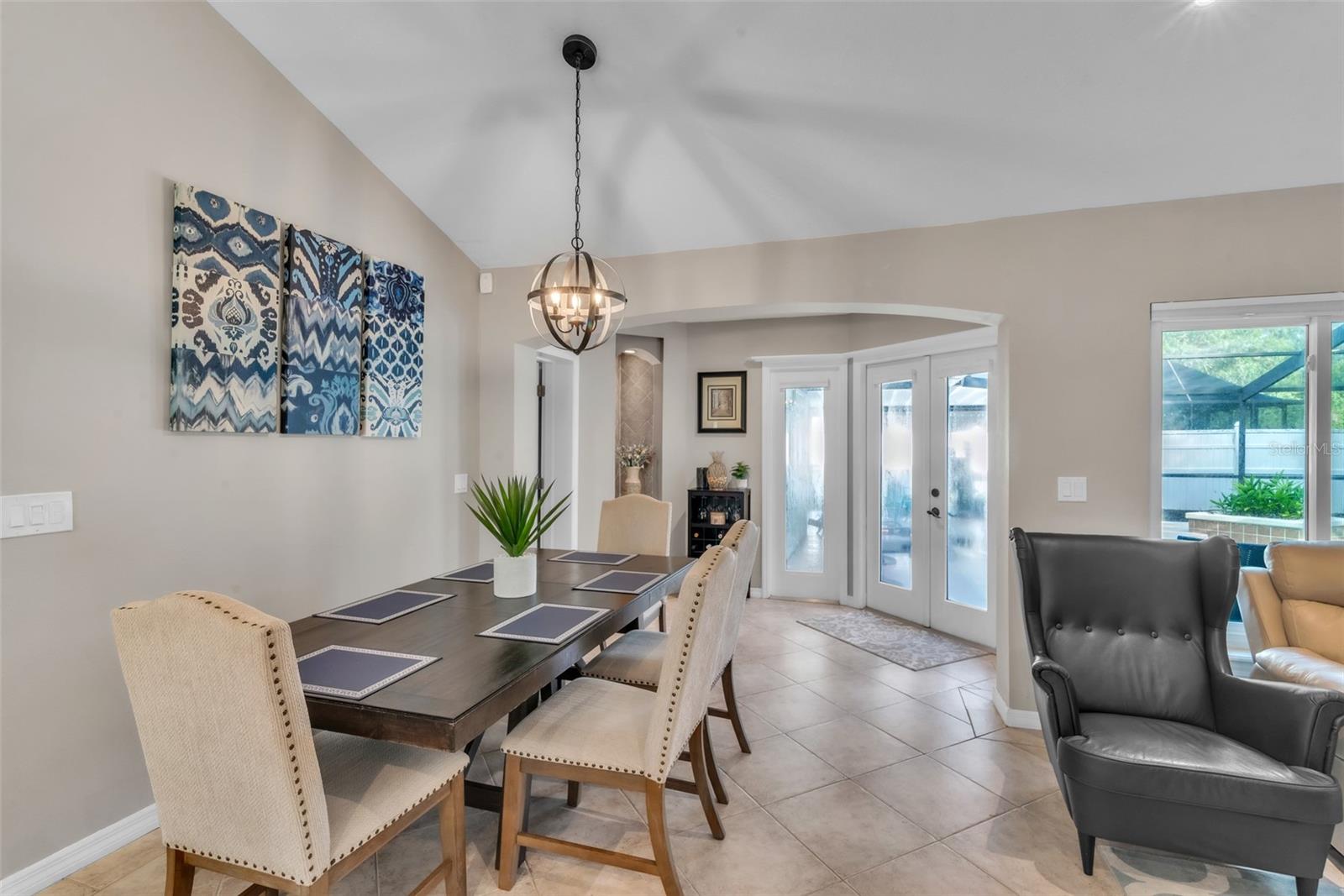 TAMPA PALMS UNIT 3B A REP - Residential Lease