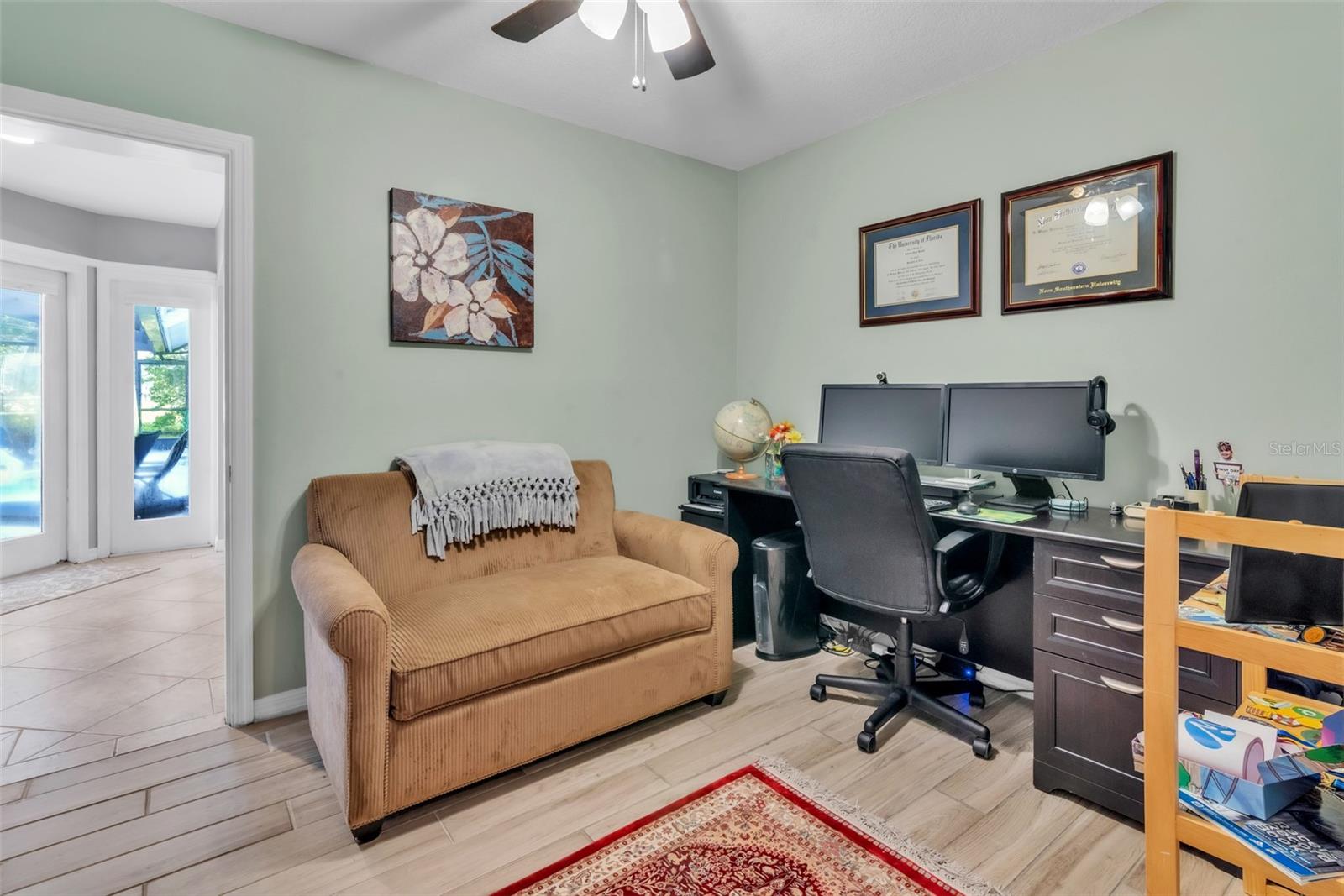 TAMPA PALMS UNIT 3B A REP - Residential Lease