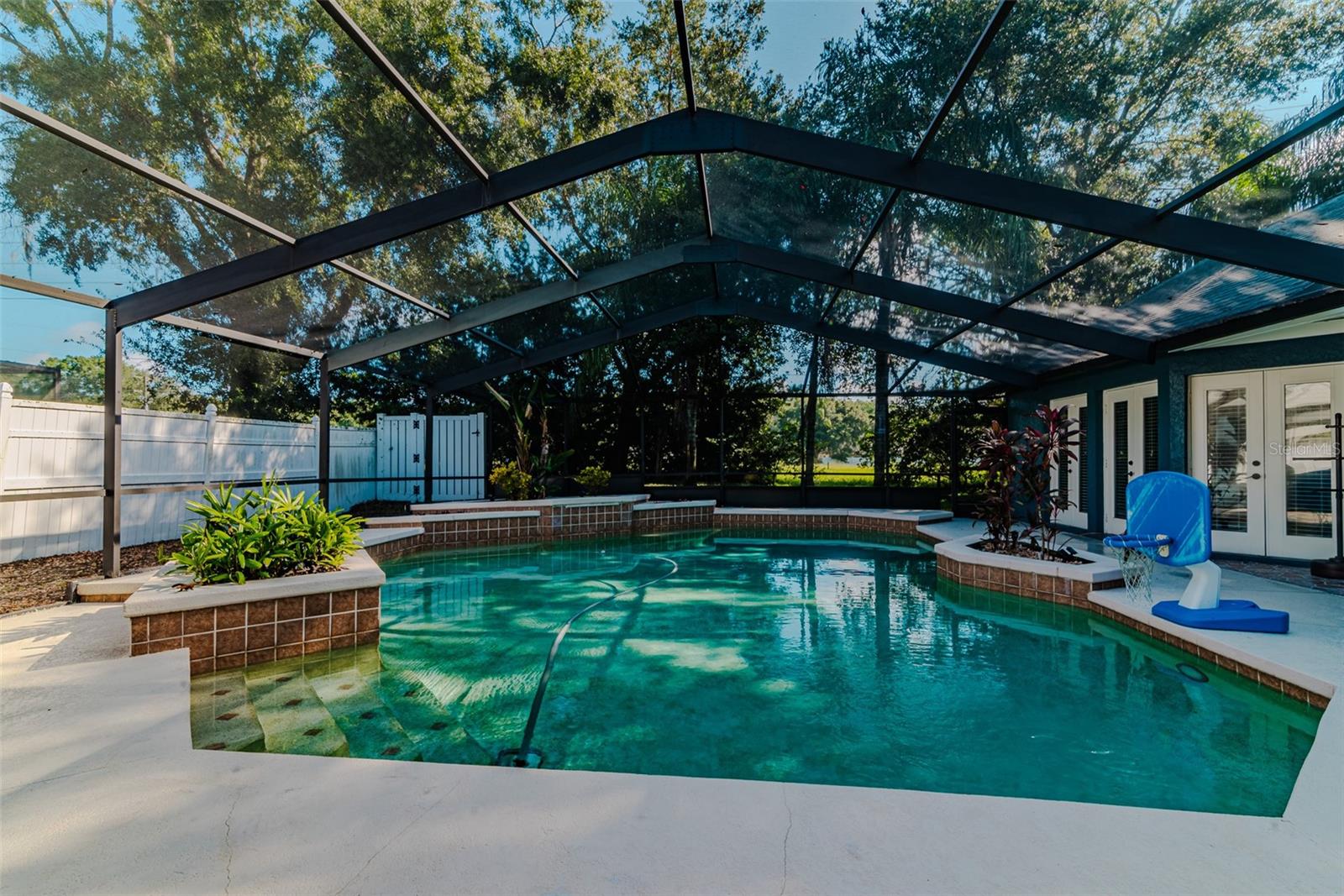 TAMPA PALMS UNIT 3B A REP - Residential Lease