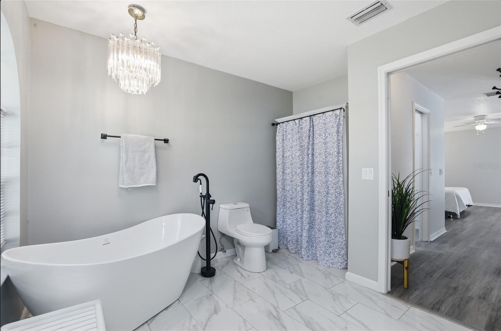 MILL CREEK PH IV - Residential