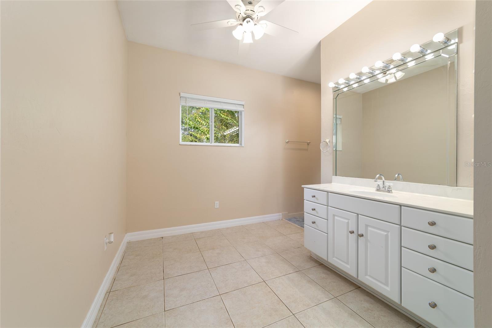 ARREDONDO GRANT - Residential