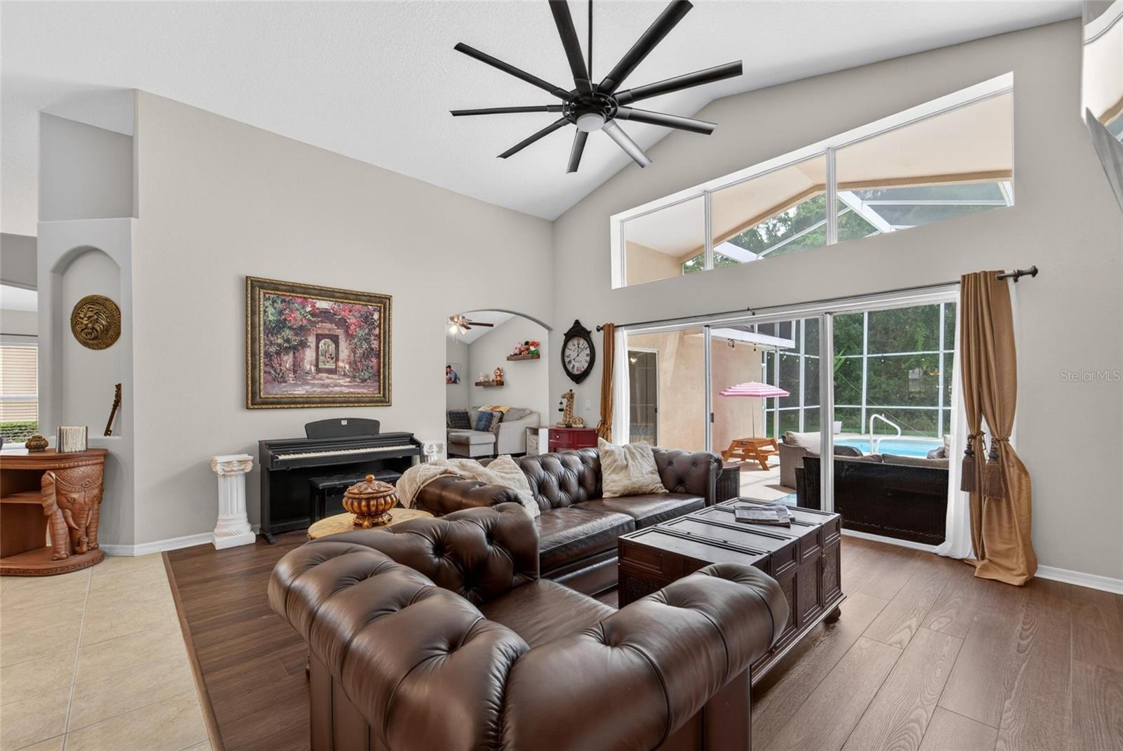 FISHHAWK RANCH - Residential