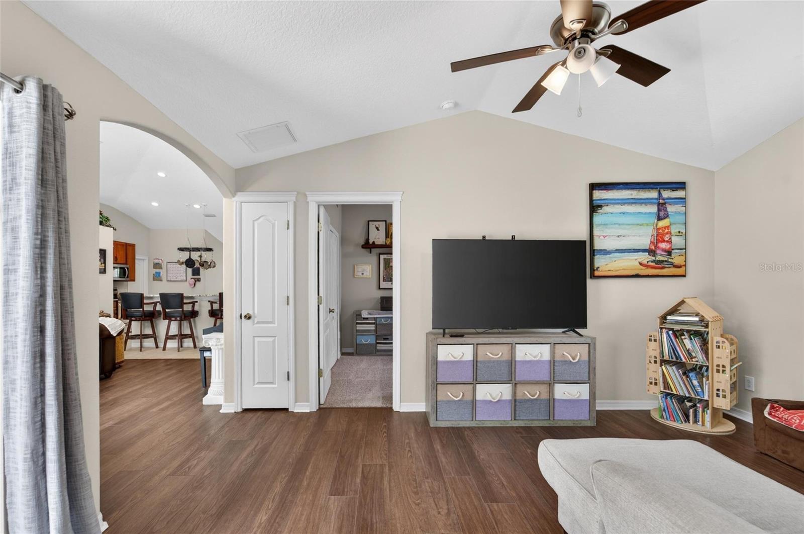 FISHHAWK RANCH - Residential