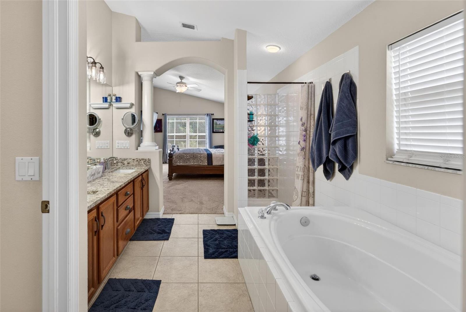 FISHHAWK RANCH - Residential