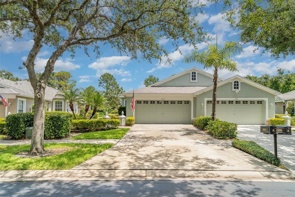 Photo of 5814 Heronpark Place, Lithia, FL 33547 (MLS # TB8399123)
