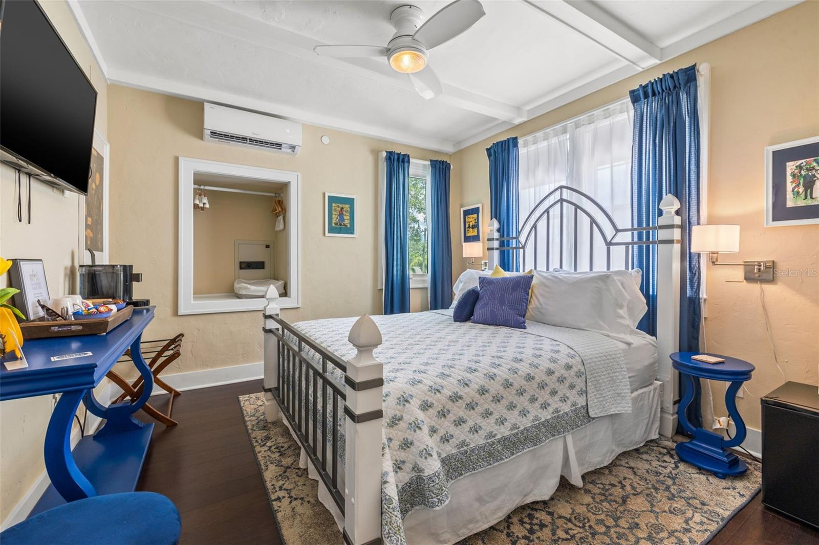 KENWOOD SUB - Residential Income