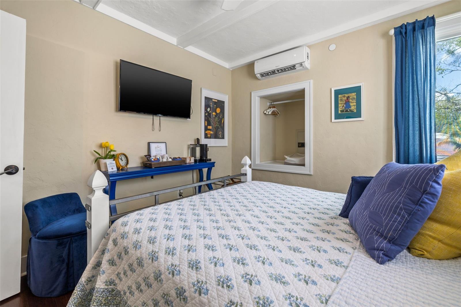 KENWOOD SUB - Residential Income