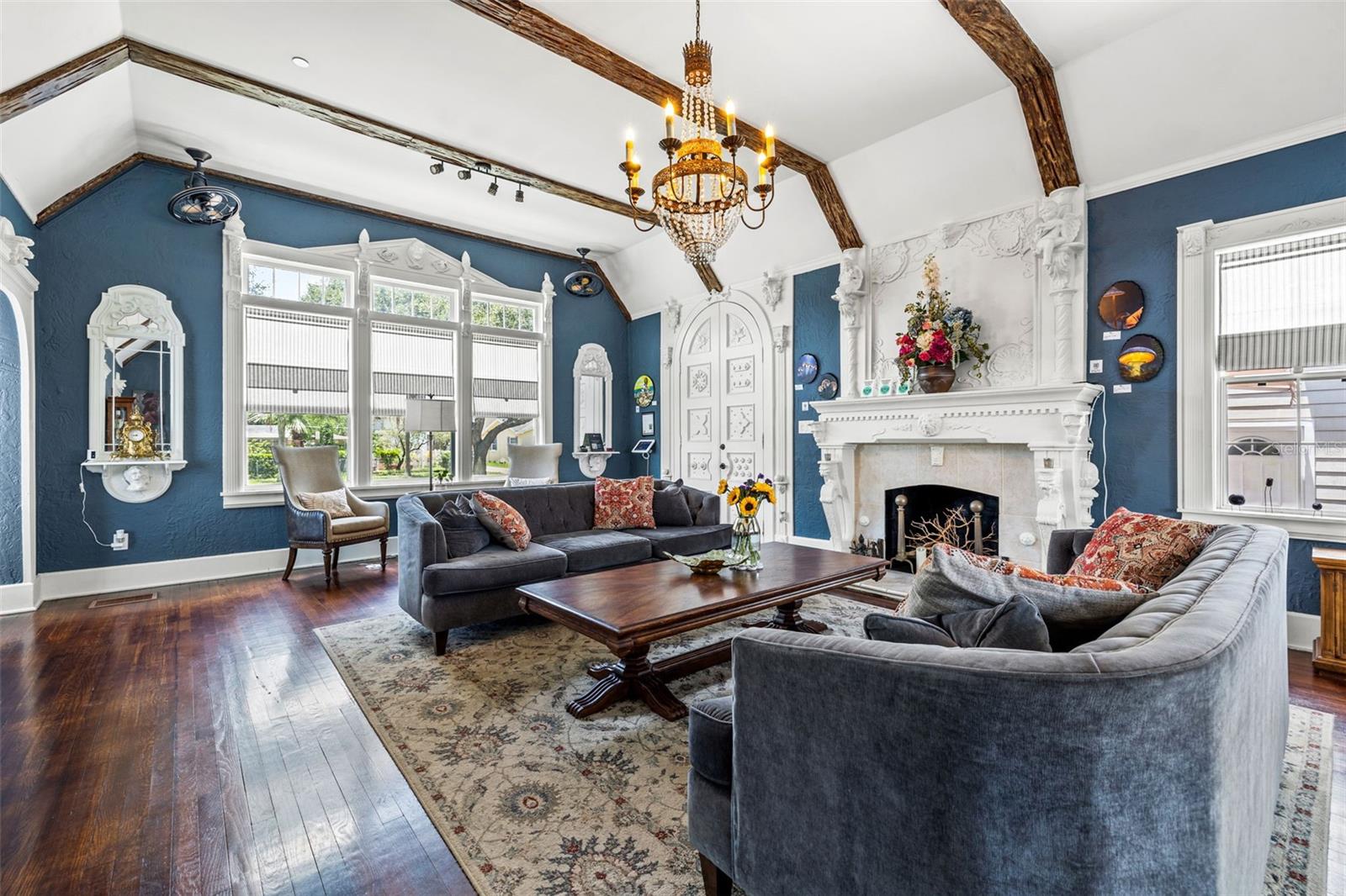 KENWOOD SUB - Residential Income