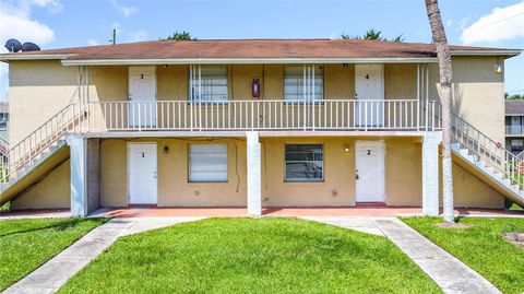 Photo of 694 Michigan Court #3, Saint Cloud, FL 34769 (MLS # O6379917)