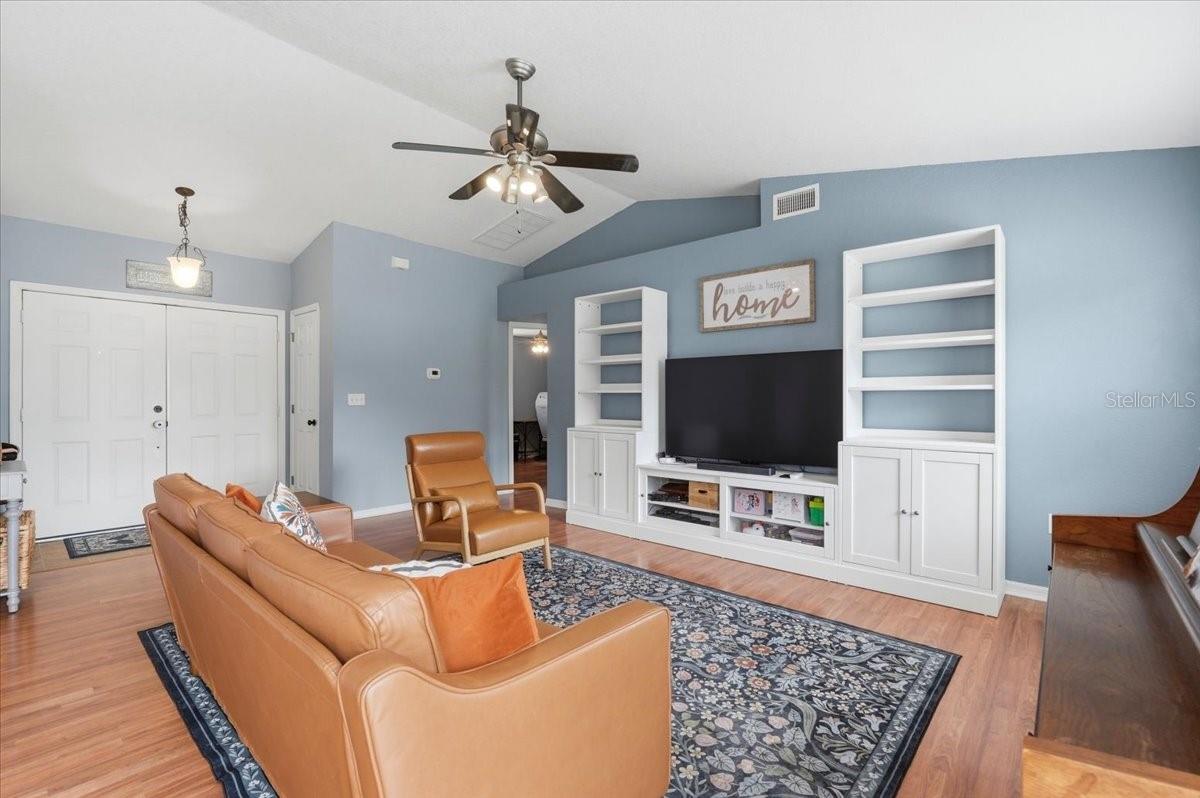 1384 LAUREL GLEN DRIVE