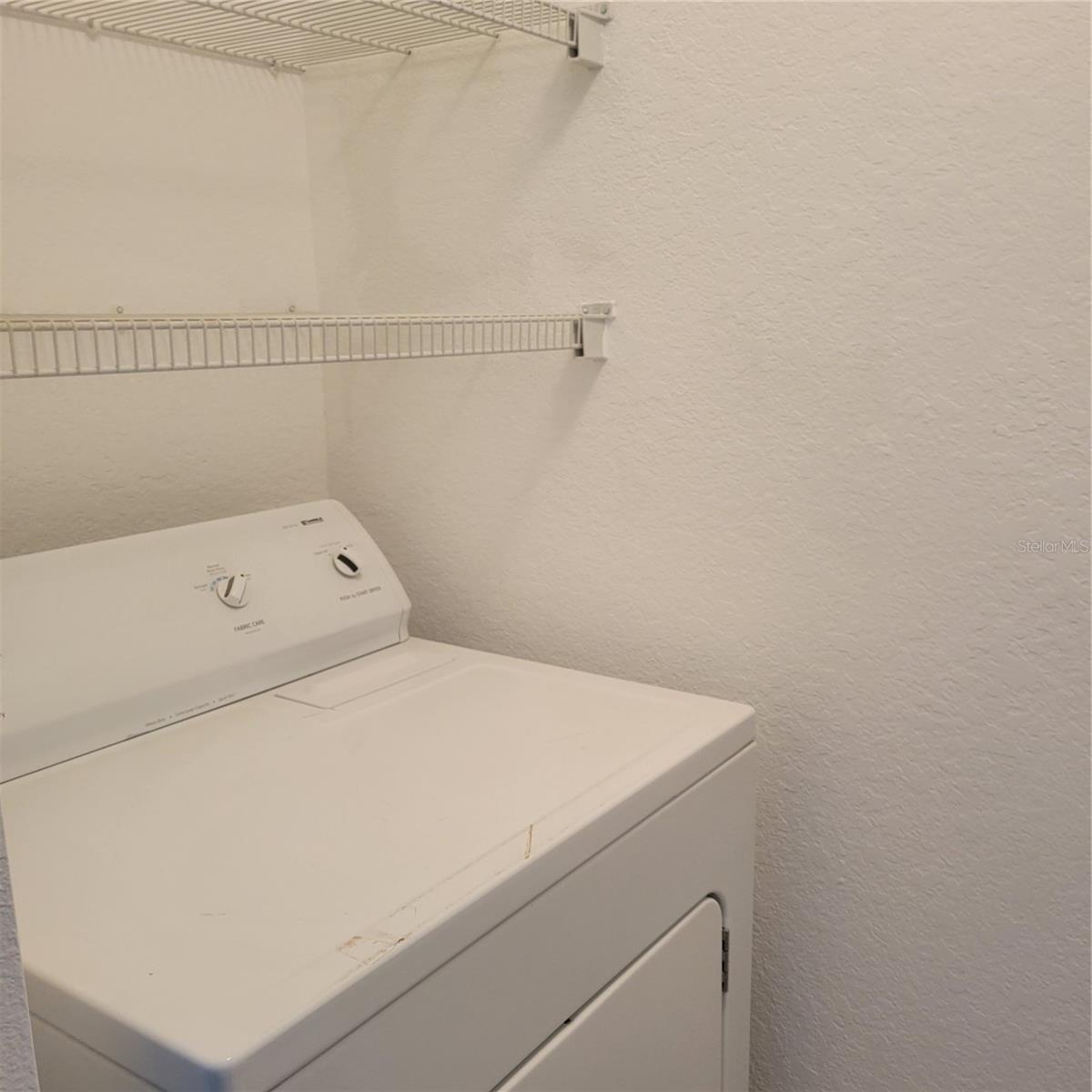 BROADWAY PROMENADE - Residential Lease