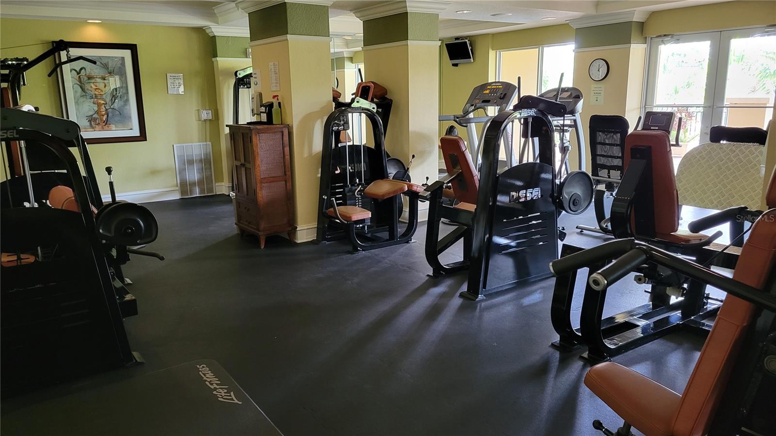 BROADWAY PROMENADE - Residential Lease