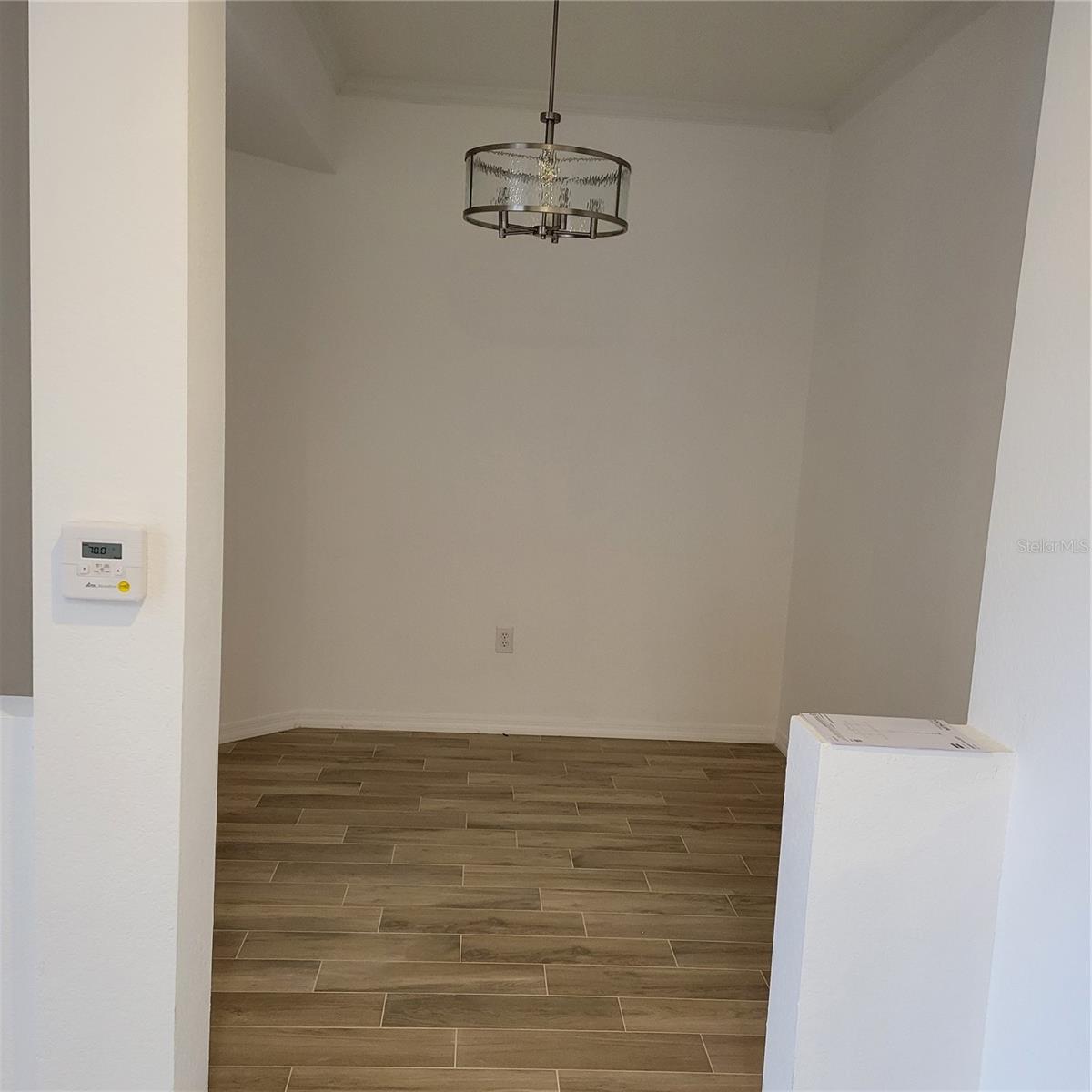 BROADWAY PROMENADE - Residential Lease