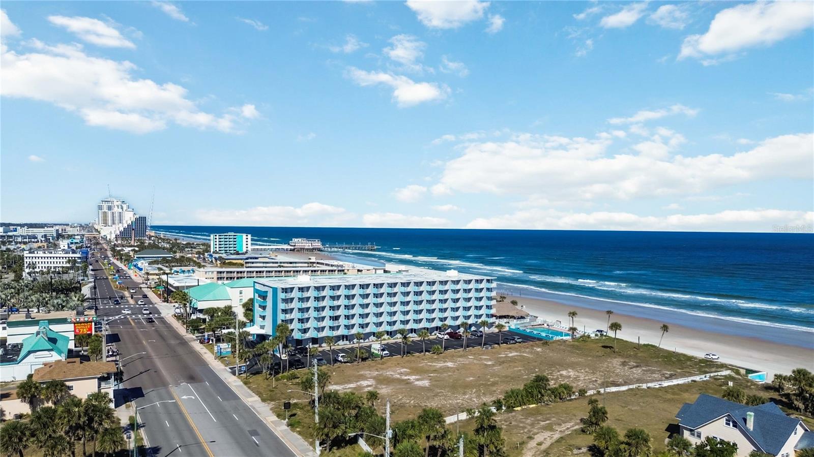 FOUNTAIN BEACH RESORT CONDO - Residential