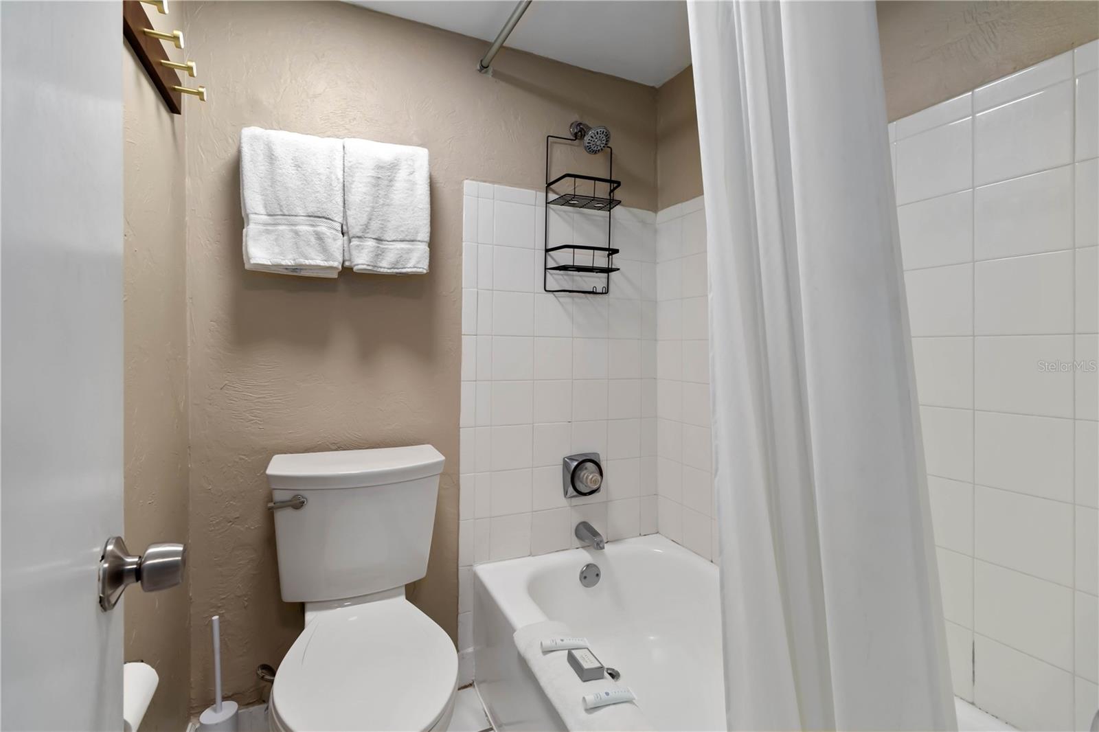 FOUNTAIN BEACH RESORT CONDO - Residential