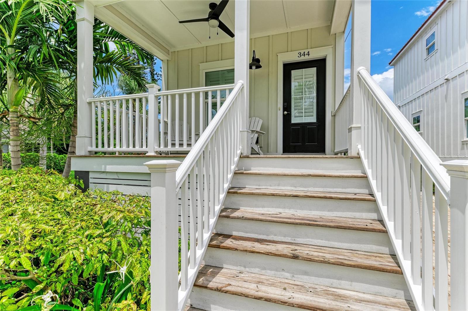 CASTAWAY COTTAGES - Residential