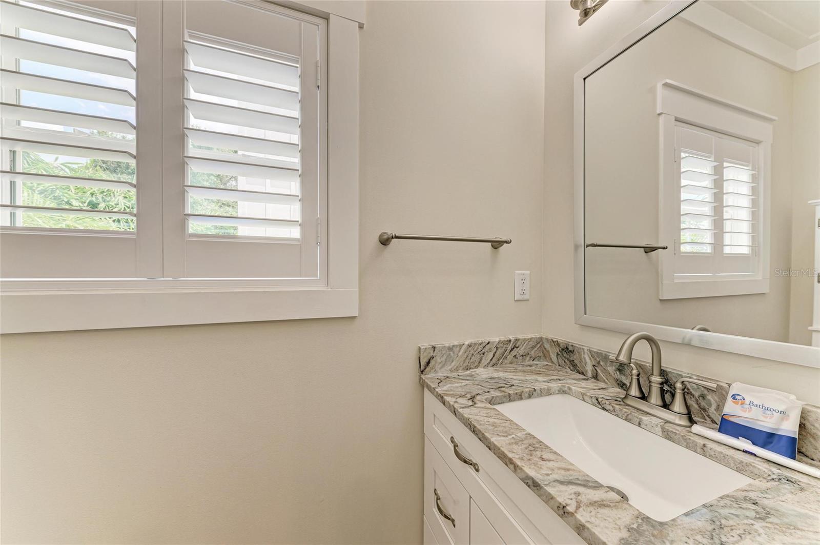 CASTAWAY COTTAGES - Residential