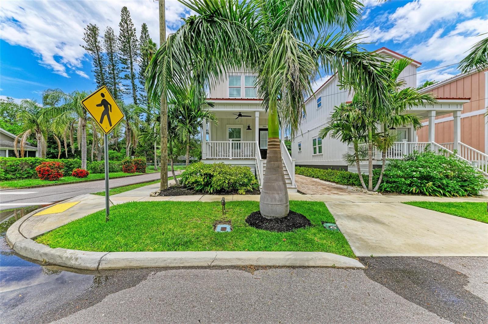 CASTAWAY COTTAGES - Residential