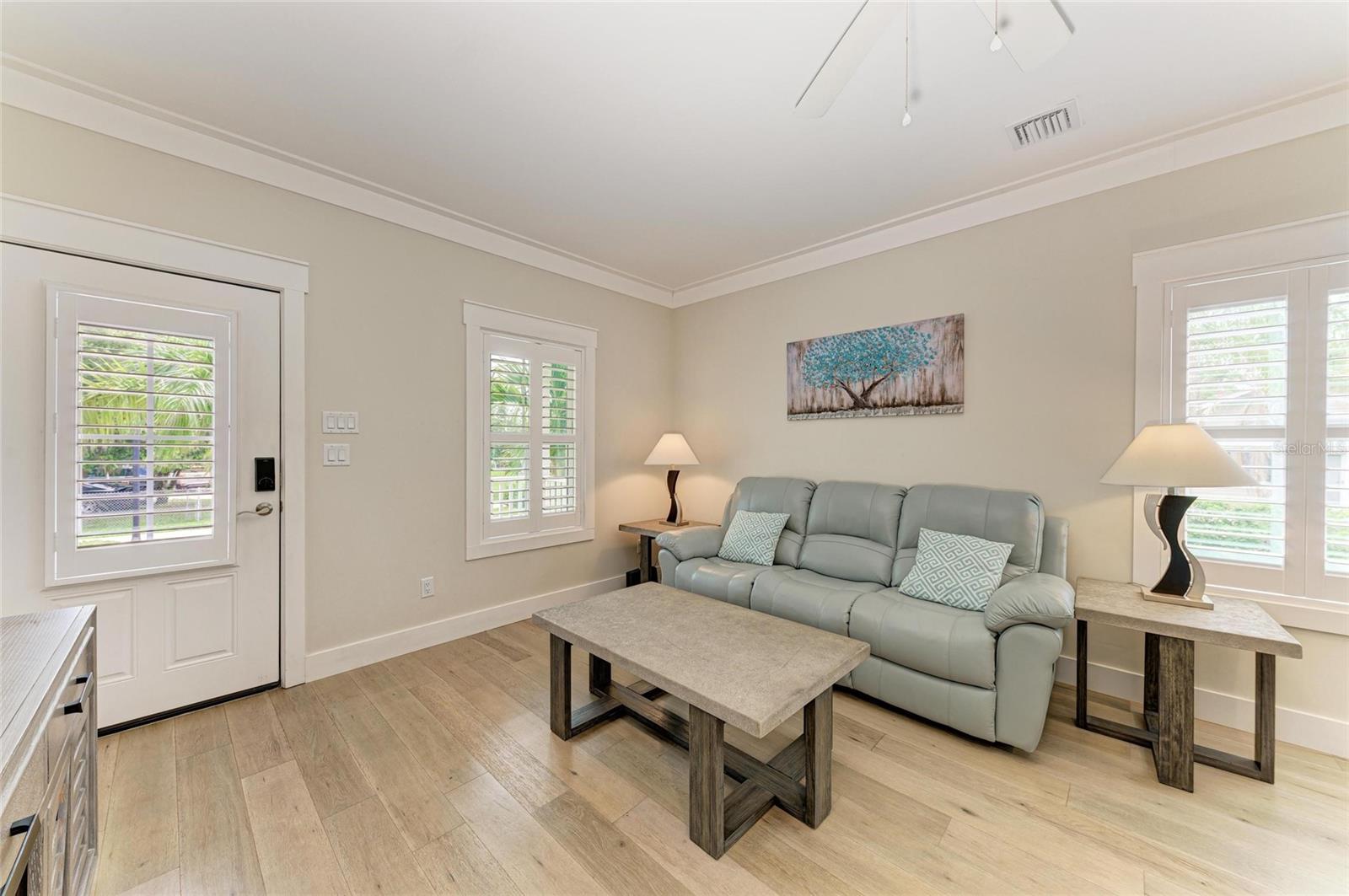 CASTAWAY COTTAGES - Residential