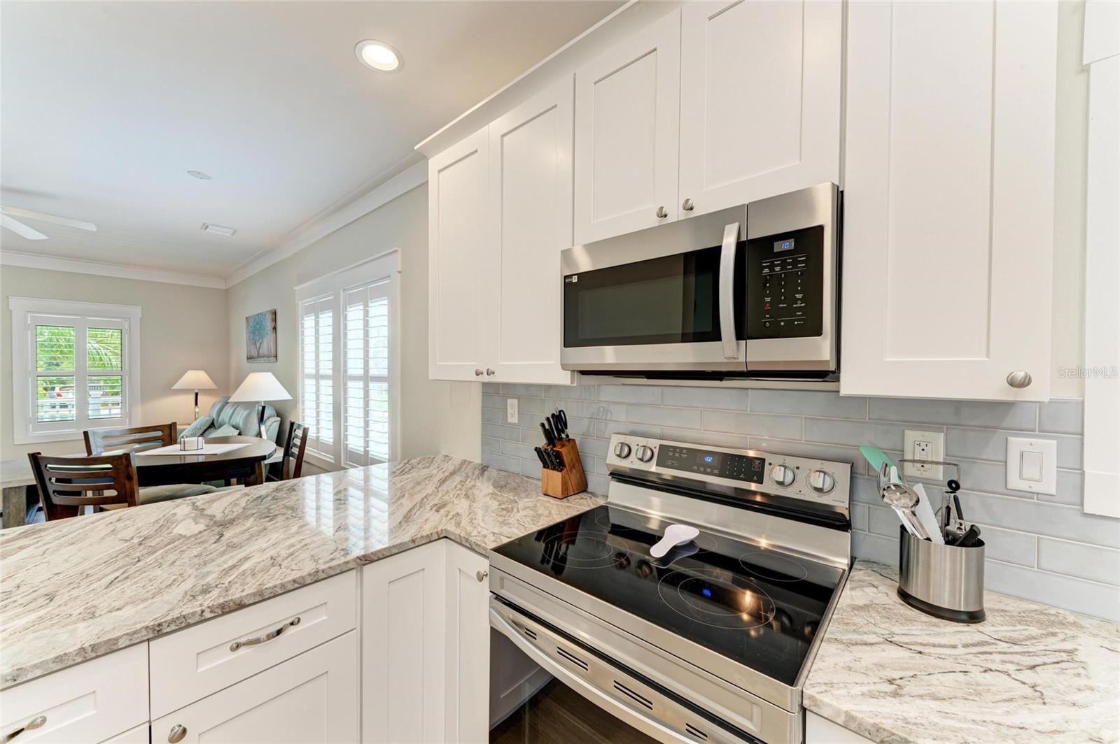 CASTAWAY COTTAGES - Residential