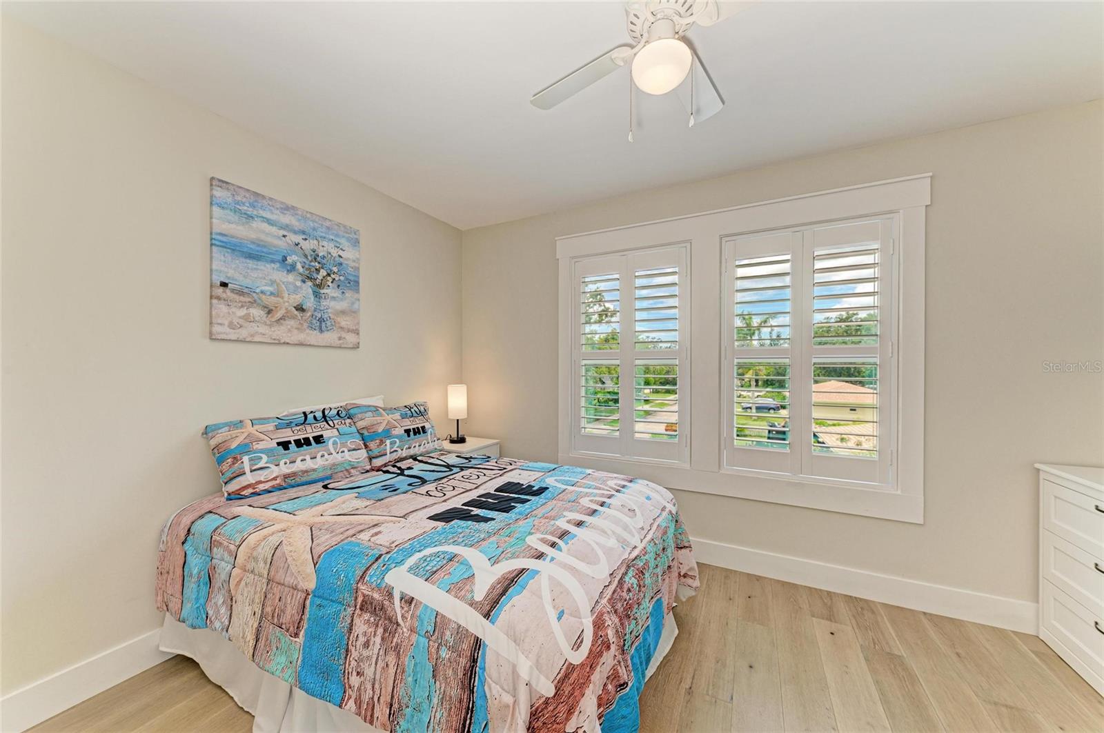 CASTAWAY COTTAGES - Residential