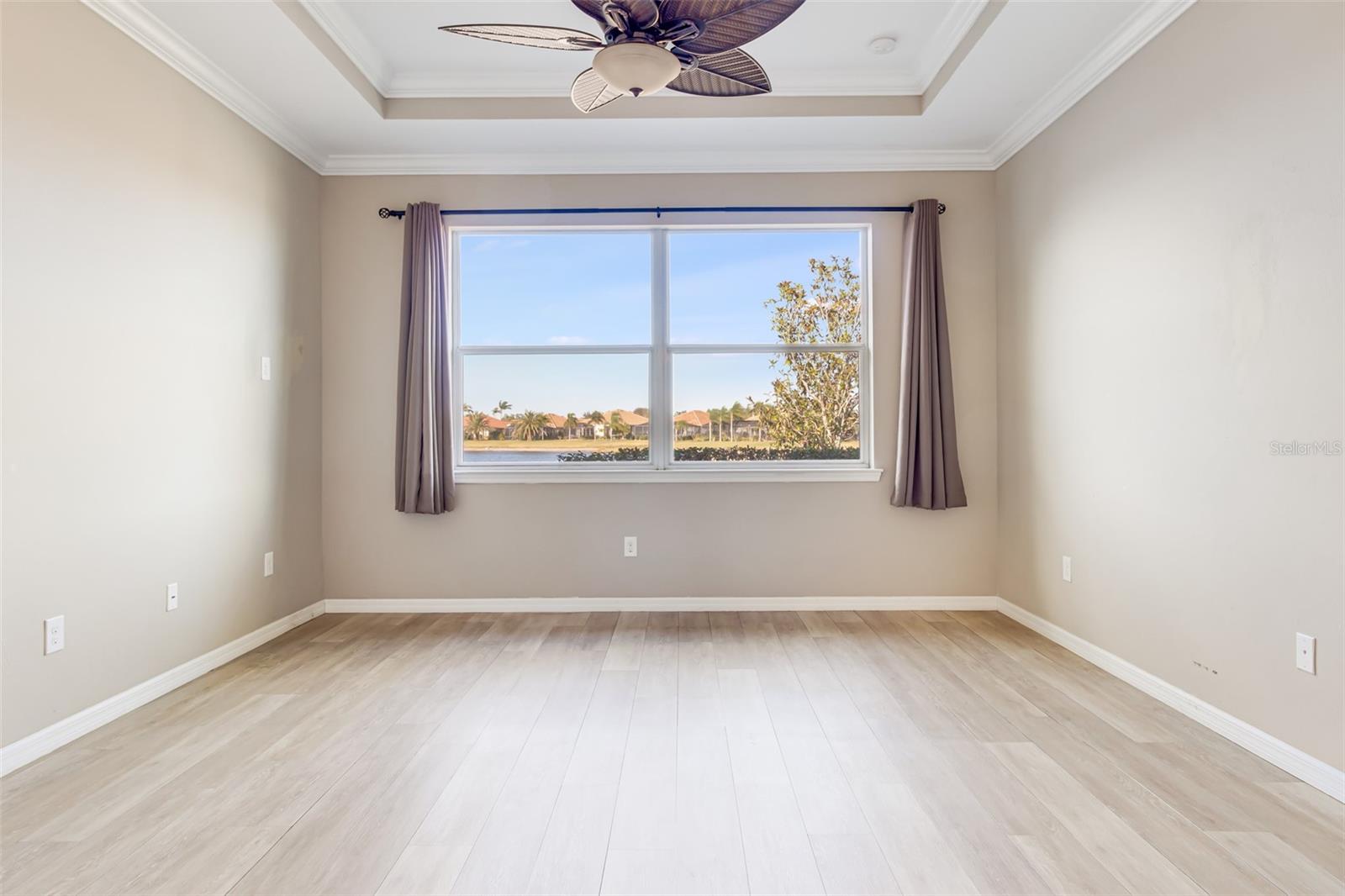 TALON BAY - Residential