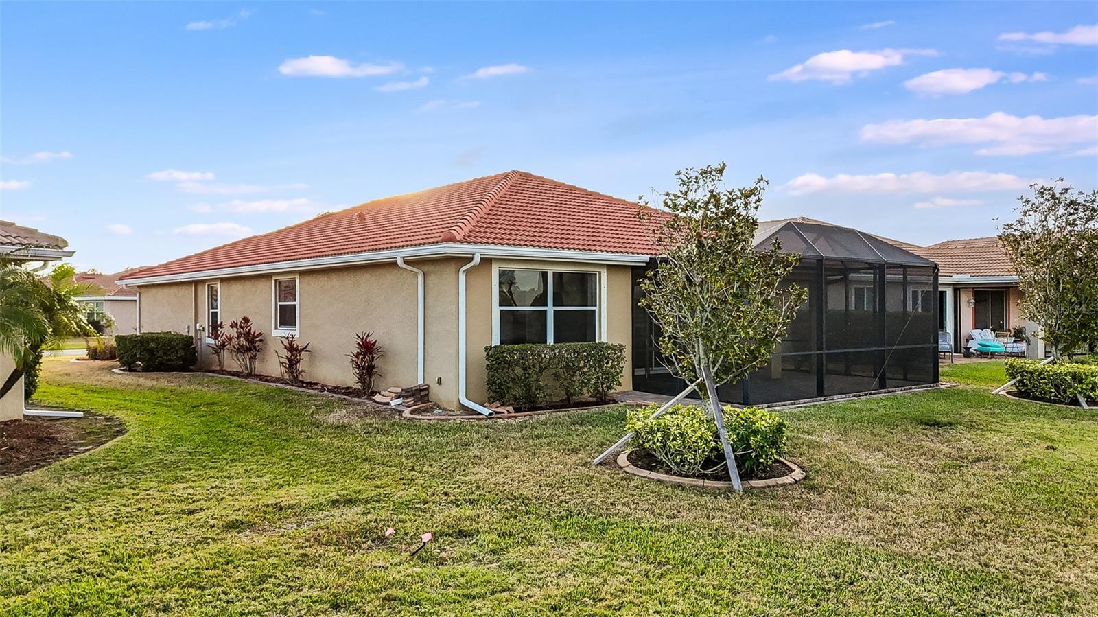 TALON BAY - Residential