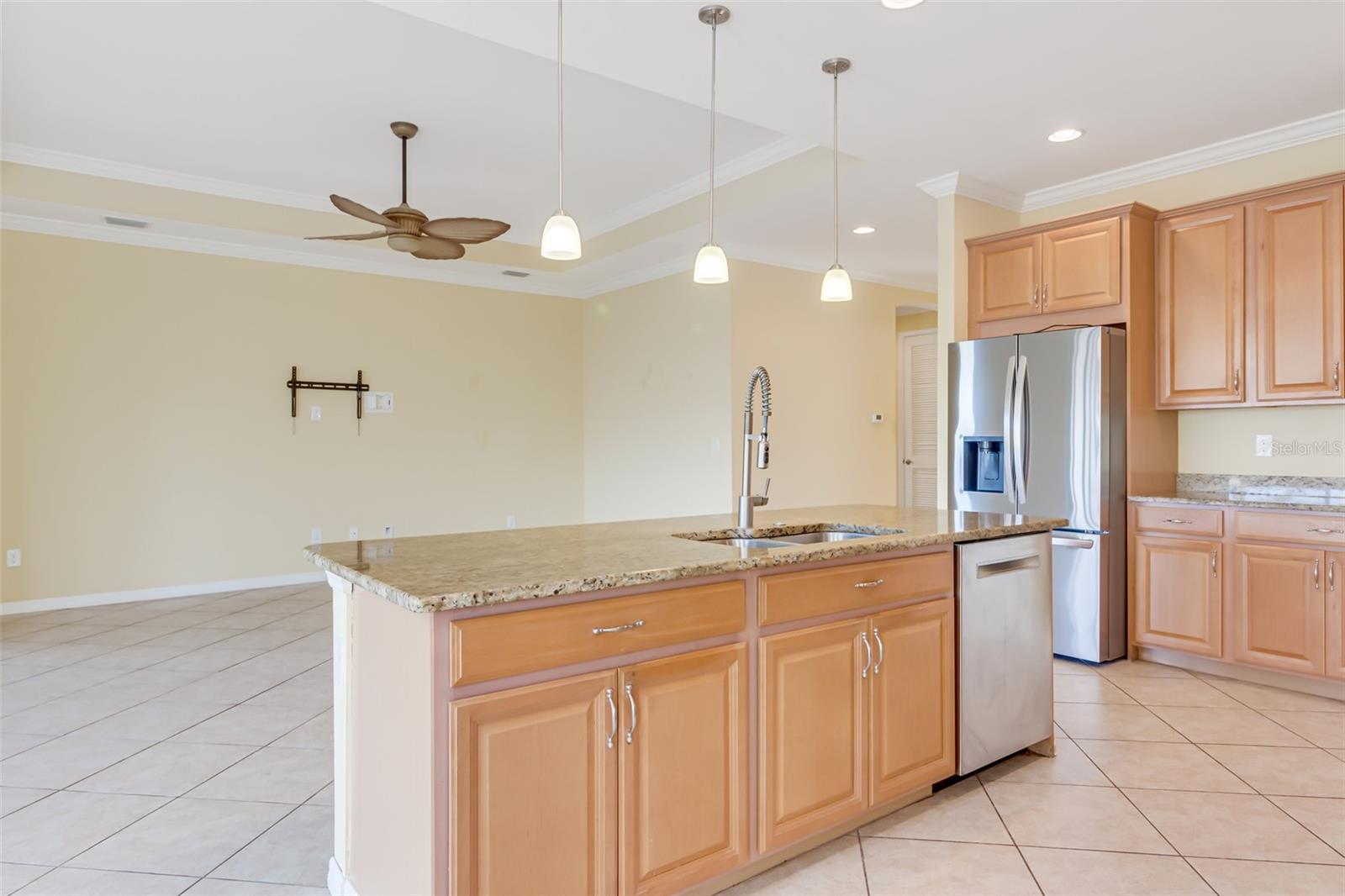 TALON BAY - Residential