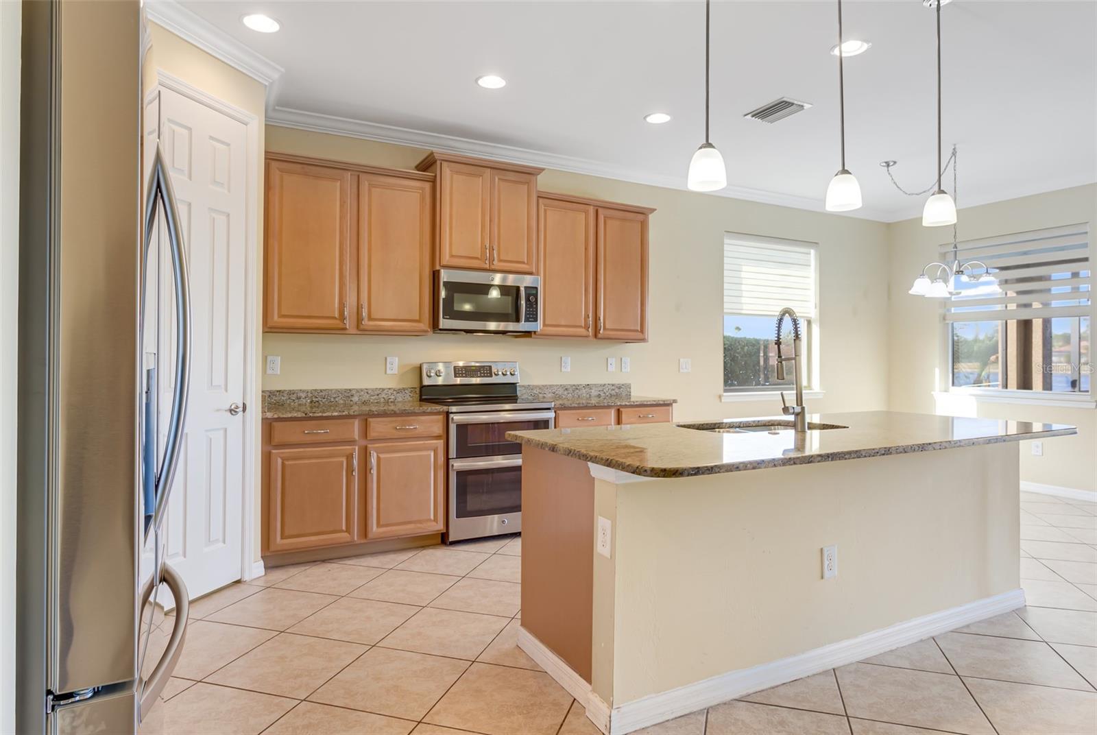 TALON BAY - Residential