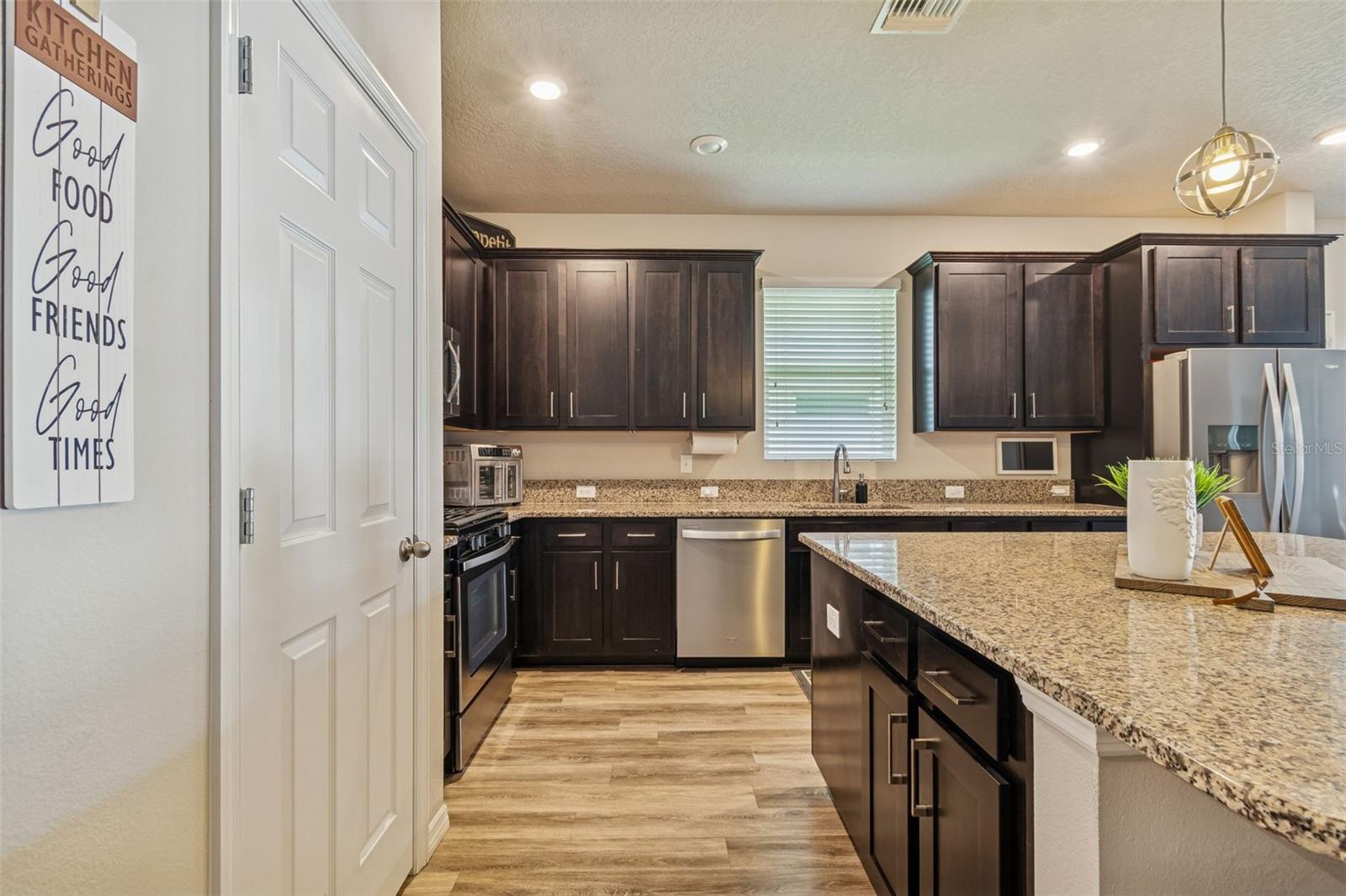 ASTURIA PH 1D - Residential