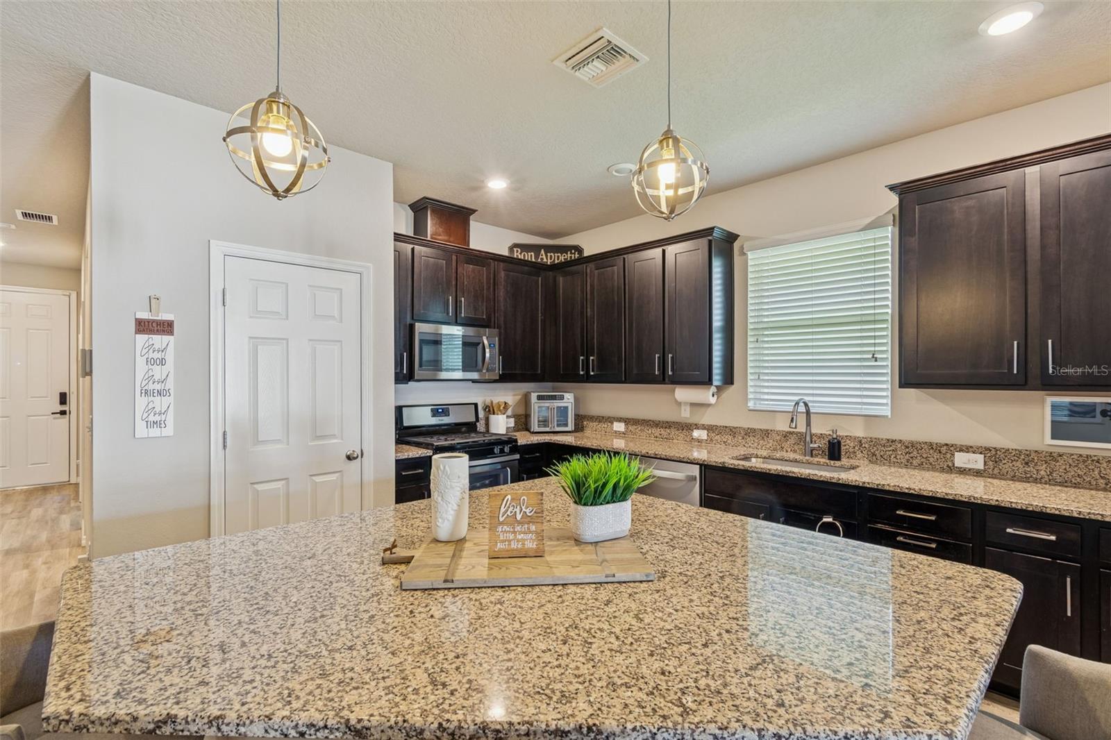 ASTURIA PH 1D - Residential